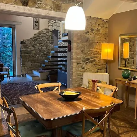 Villa Casale Podere Selvatto, Umbria *